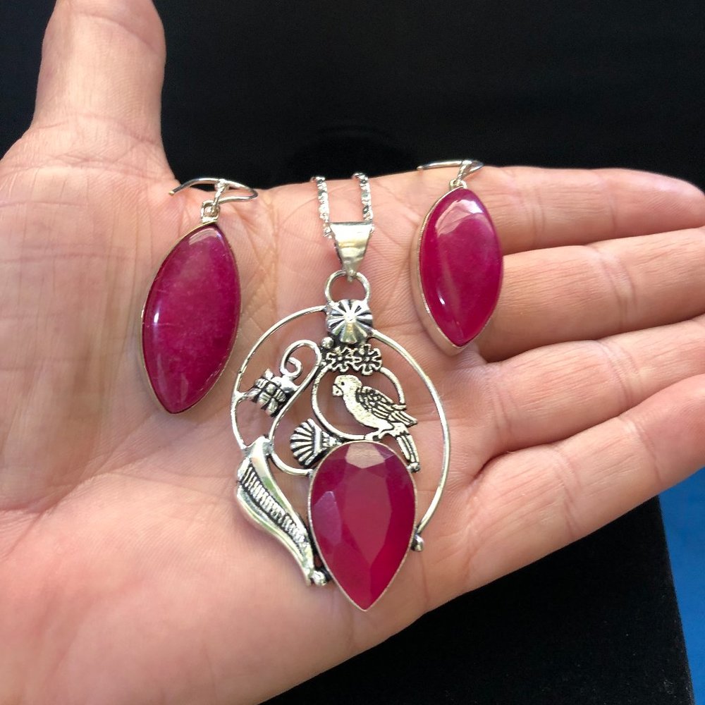 Parrot Kashmir Red Ruby Gemstone + Kashmir Ruby Earrings.